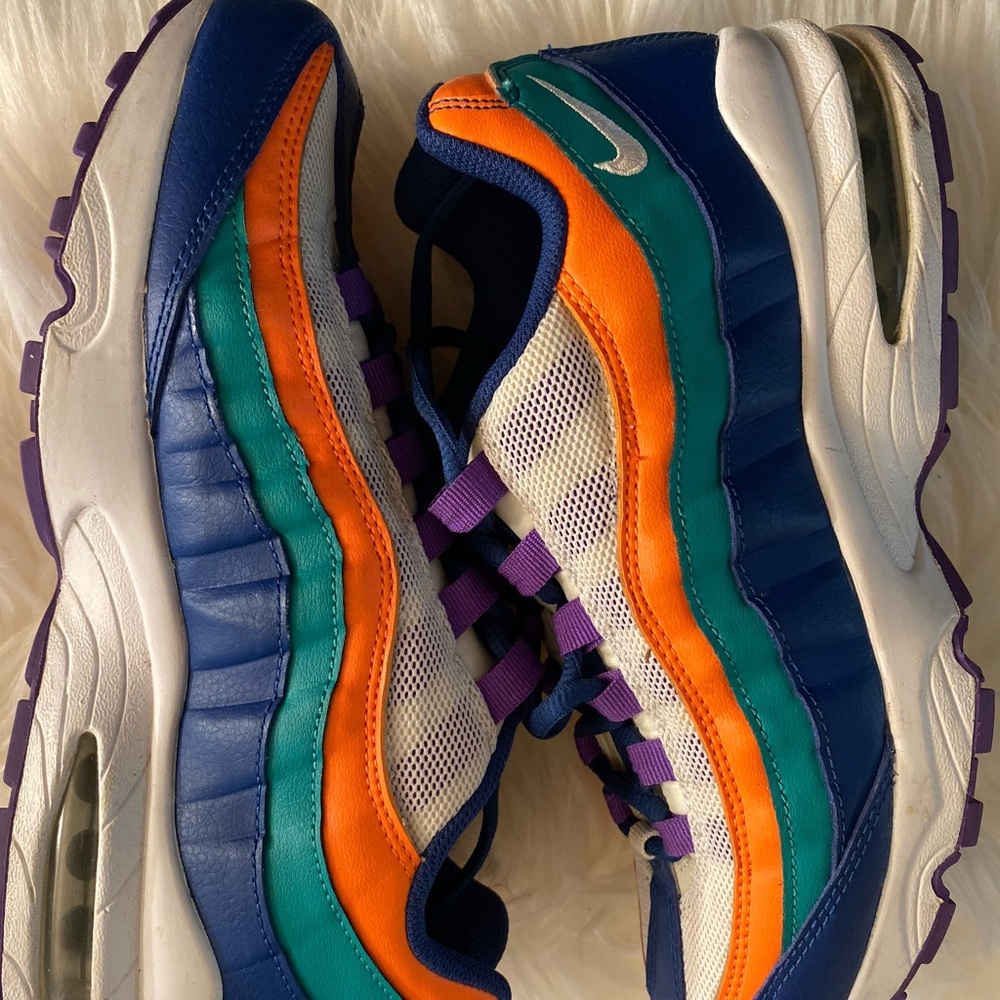 Women’s Nike AirMax